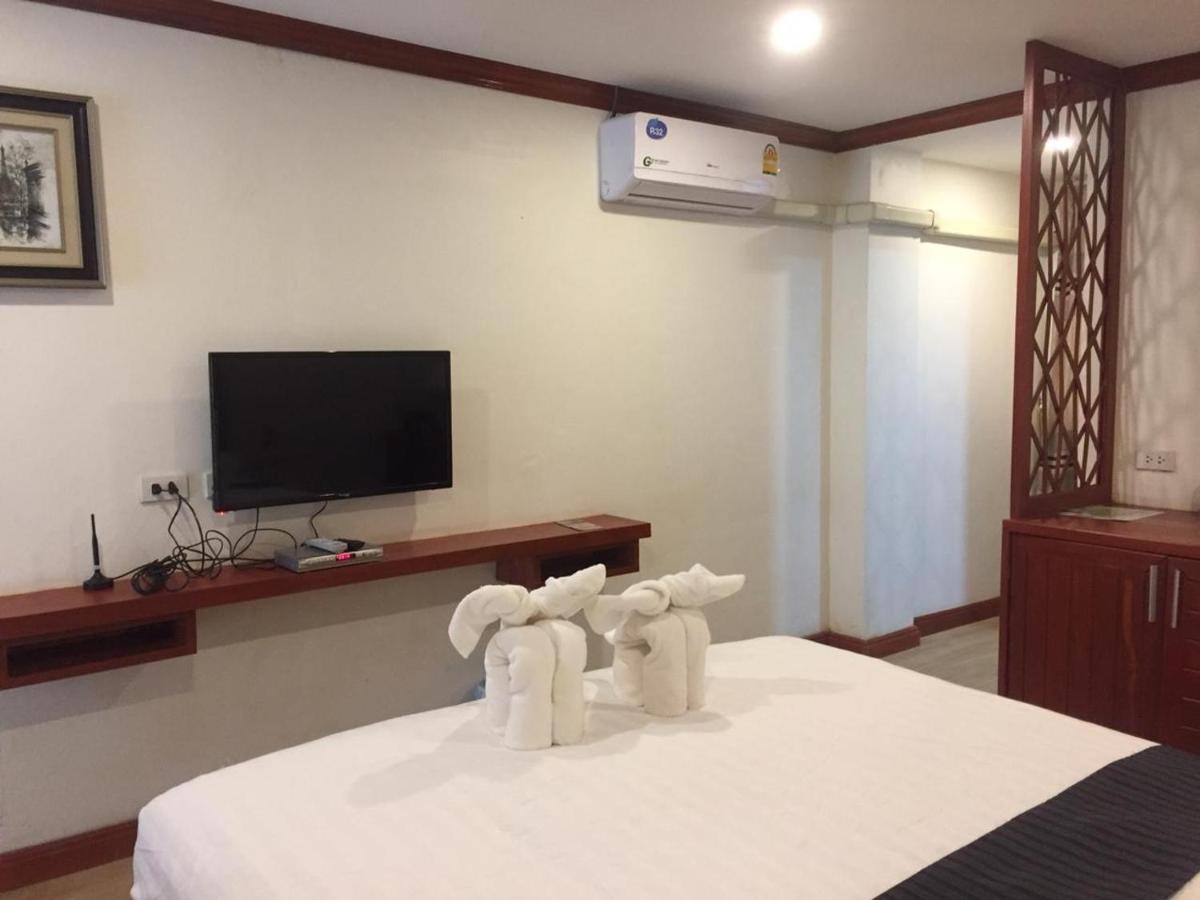 פקסה Nakhone Champa Hotel מראה חיצוני תמונה